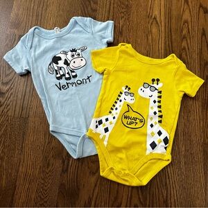 Animal onesie bodysuit bundle, size 18M